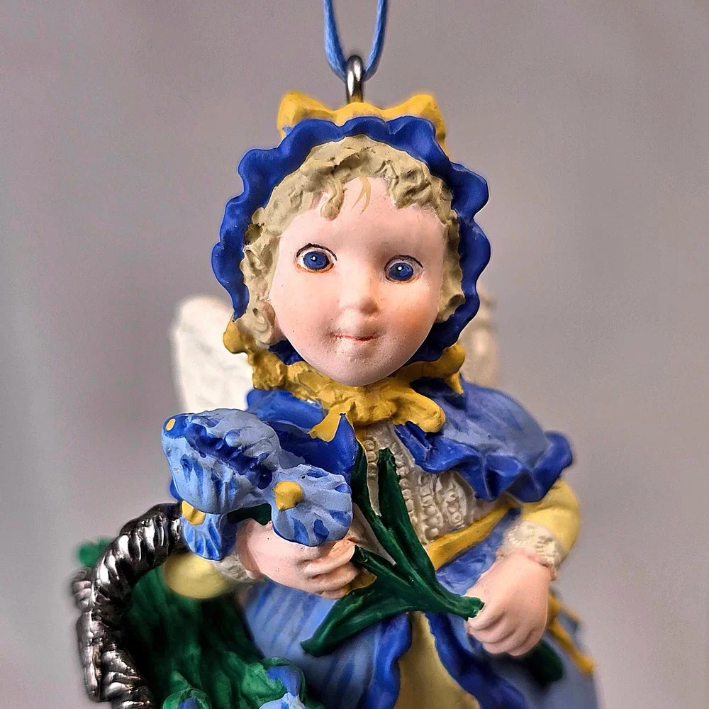 1998 Hallmark Keepsake‎ Ornament Iris Angel 